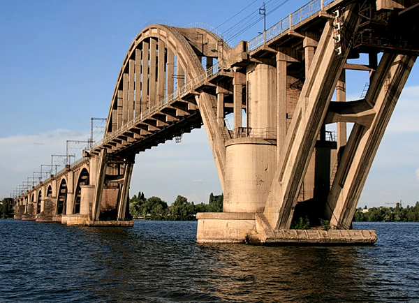 строительство железнодорожного моста